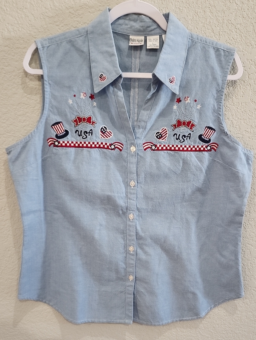 Quizz Again Sleeveless Button Down 90s Patriotic USA Embroidery Grannycore Retro